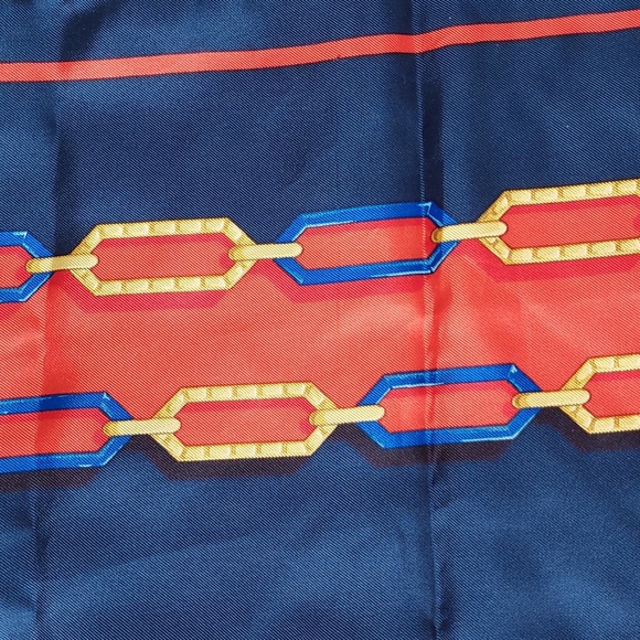 Cartier silk scarf - Picture 8 of 11